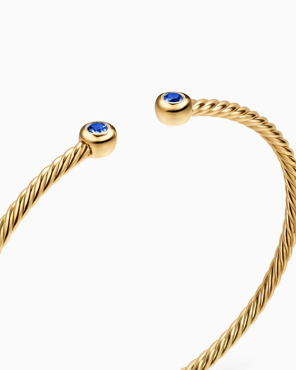 LIGHT BLUE SAPPHIRE